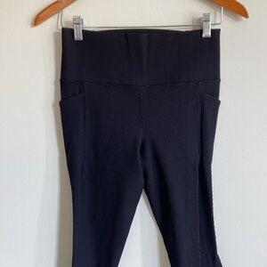 Athleta Chaturanga High Rise 7/8 Tight SIZE M